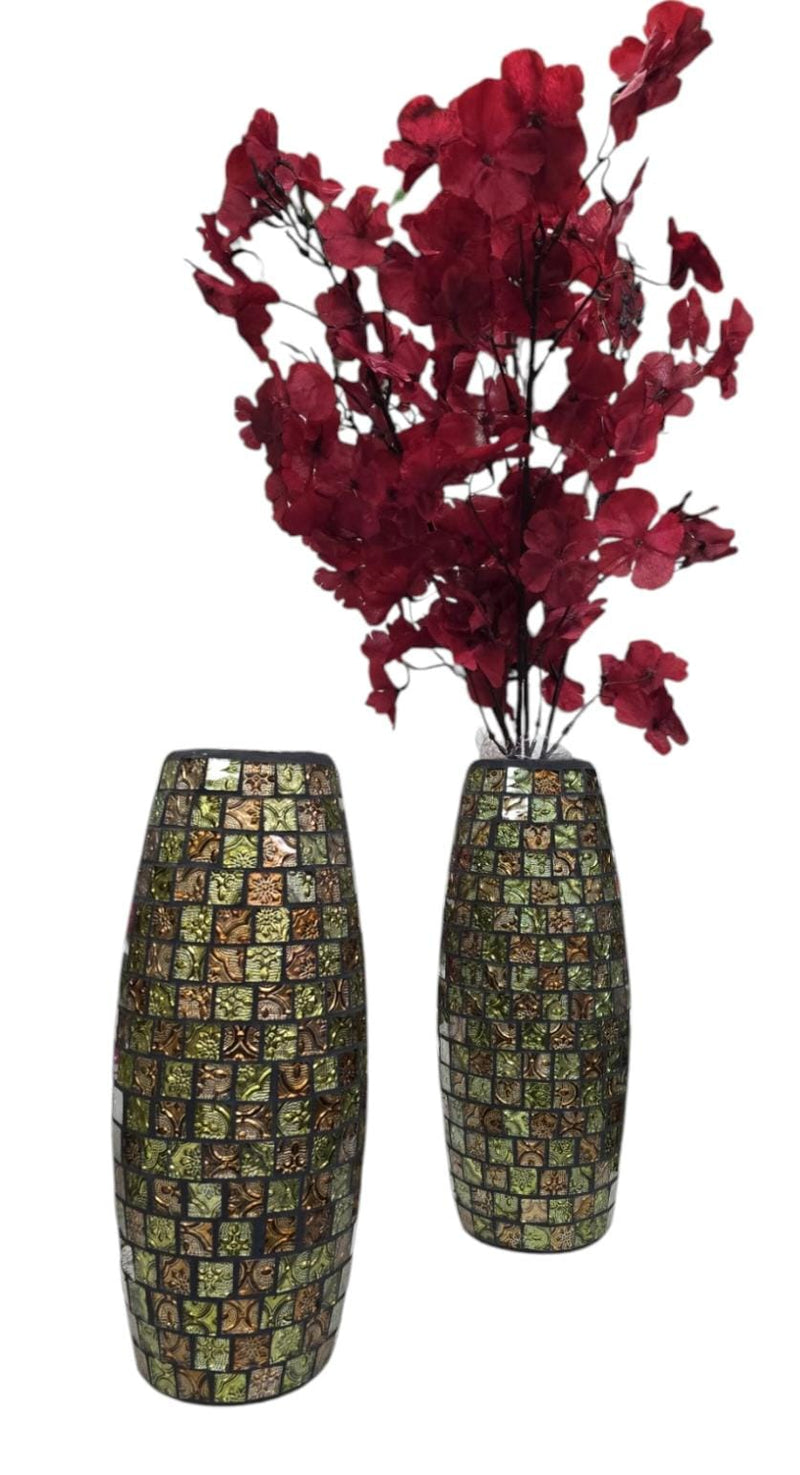 GLASS FLOWER VASE