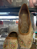 LADIES FOOTWEAR- no 9