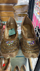 LADIES FOOTWEAR- no 10
