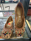 LADIES FOOTWEAR- no 8