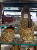 LADIES FOOTWEAR- no 8