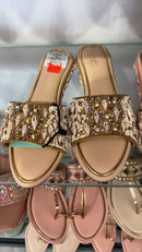 LADIES FOOTWEAR