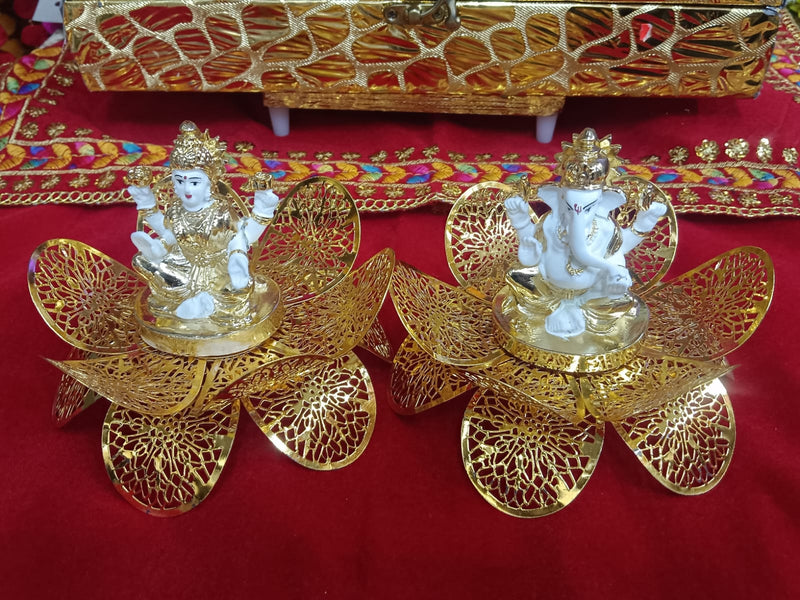 LAXMI GANESH 2 PCS ON KAMAL IN BOX