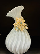 Ceramic Vase along with the different Designs.