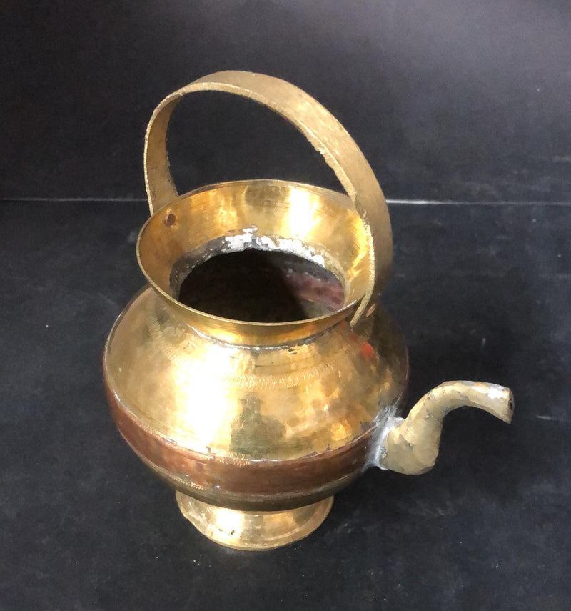 Ganga Jali / Kamandal (Brass)