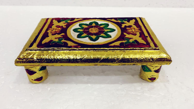 Puja Chowki / Stand (Golden)