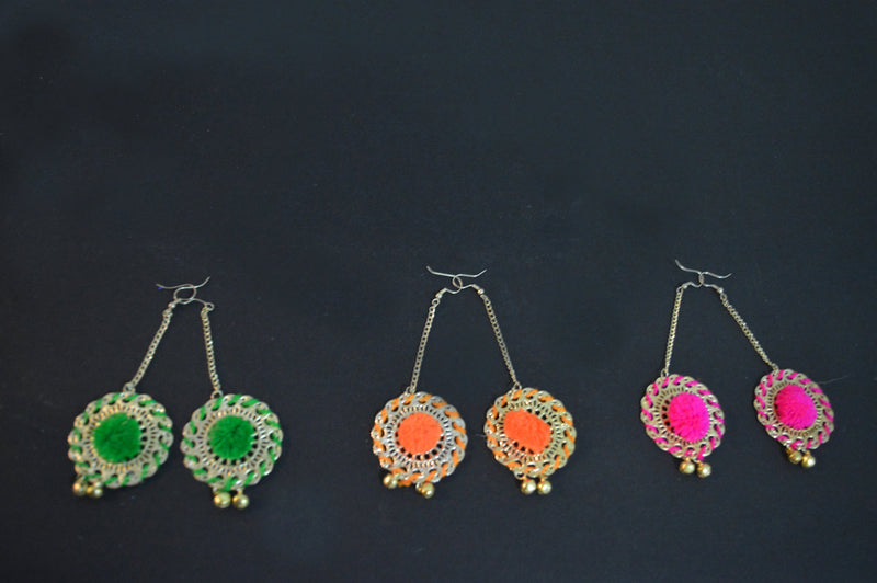Pom Pom Maang Tika (Flower Jewellery)