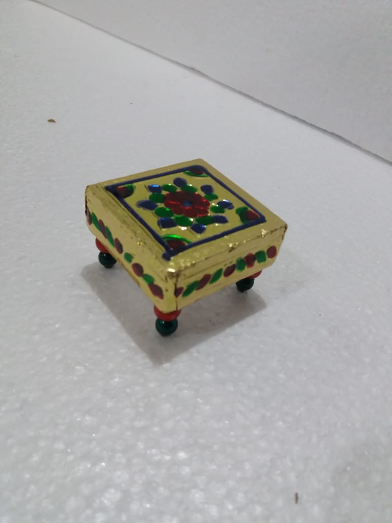 Puja Stand-Chowki