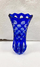 GLASS FLOWER VASE