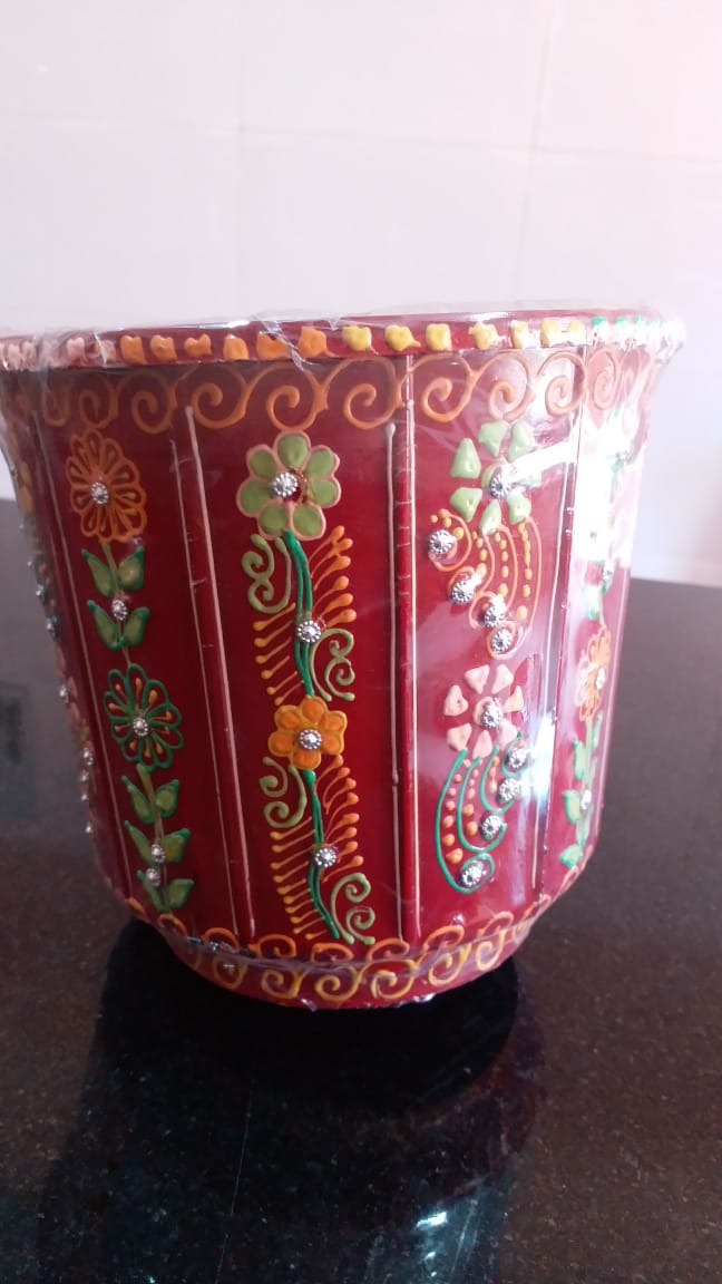 Fancy Pot-Kunda